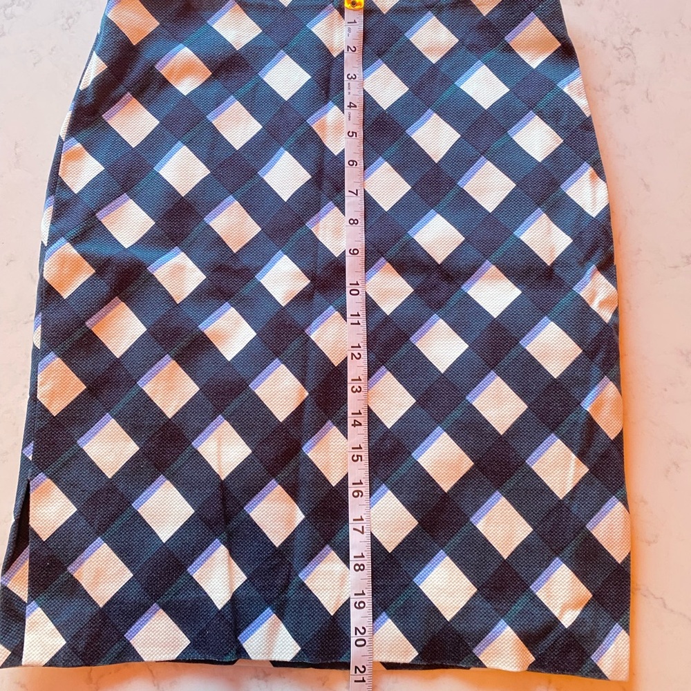 Ann Taylor cream & blue pencil skirt - Picture 7 of 9